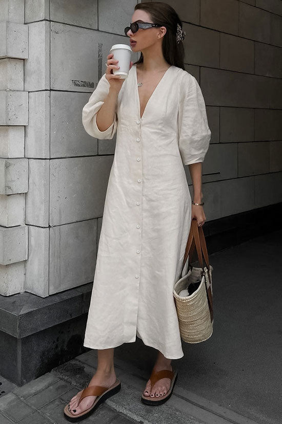 Classic Vintage Dress with a Flattering Fit