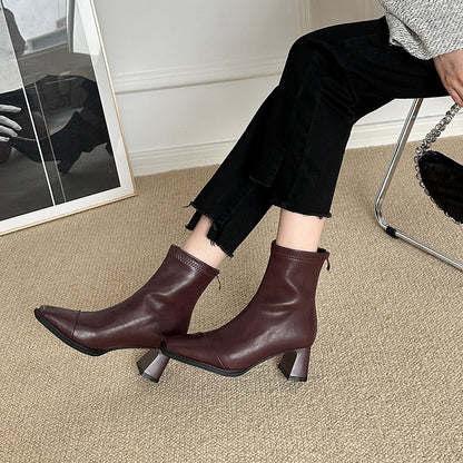 Beautifully Finished Boots in a Timeless Design