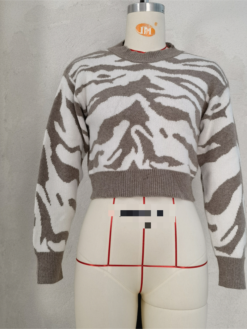 Polished Sweater with an Effortless Classic Look