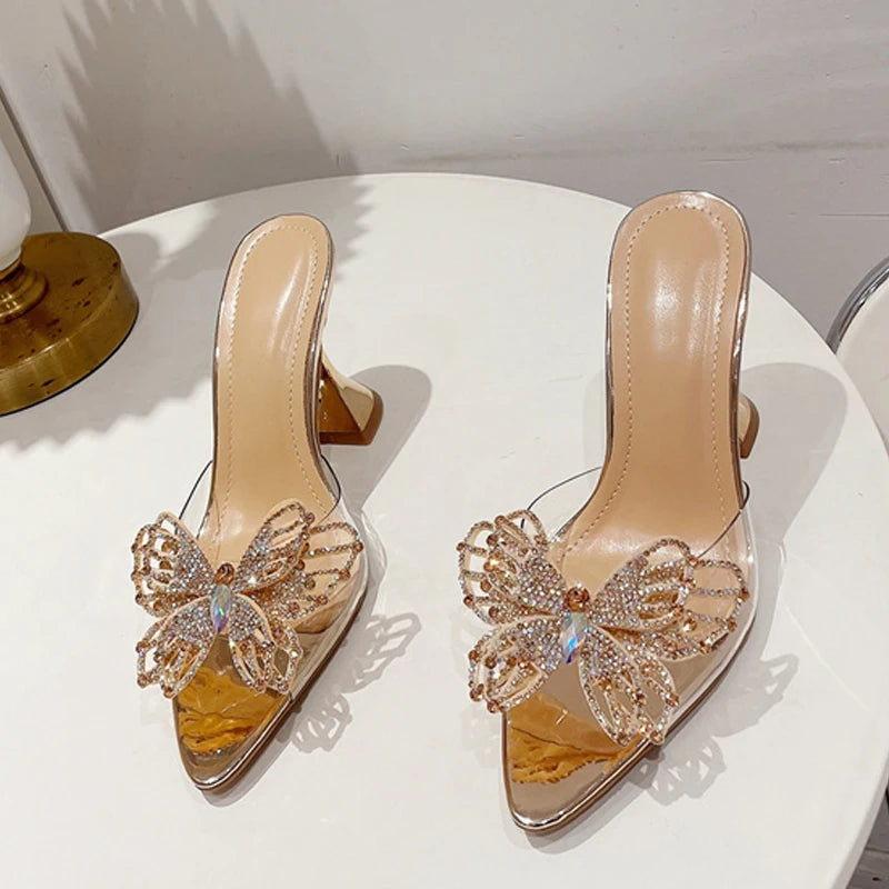 Polished Heels with an Effortless Classic Look