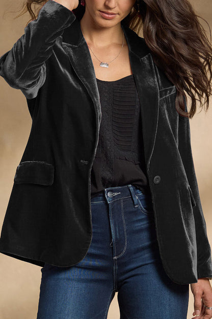 Well Tailored Garment with a Graceful Silhouette