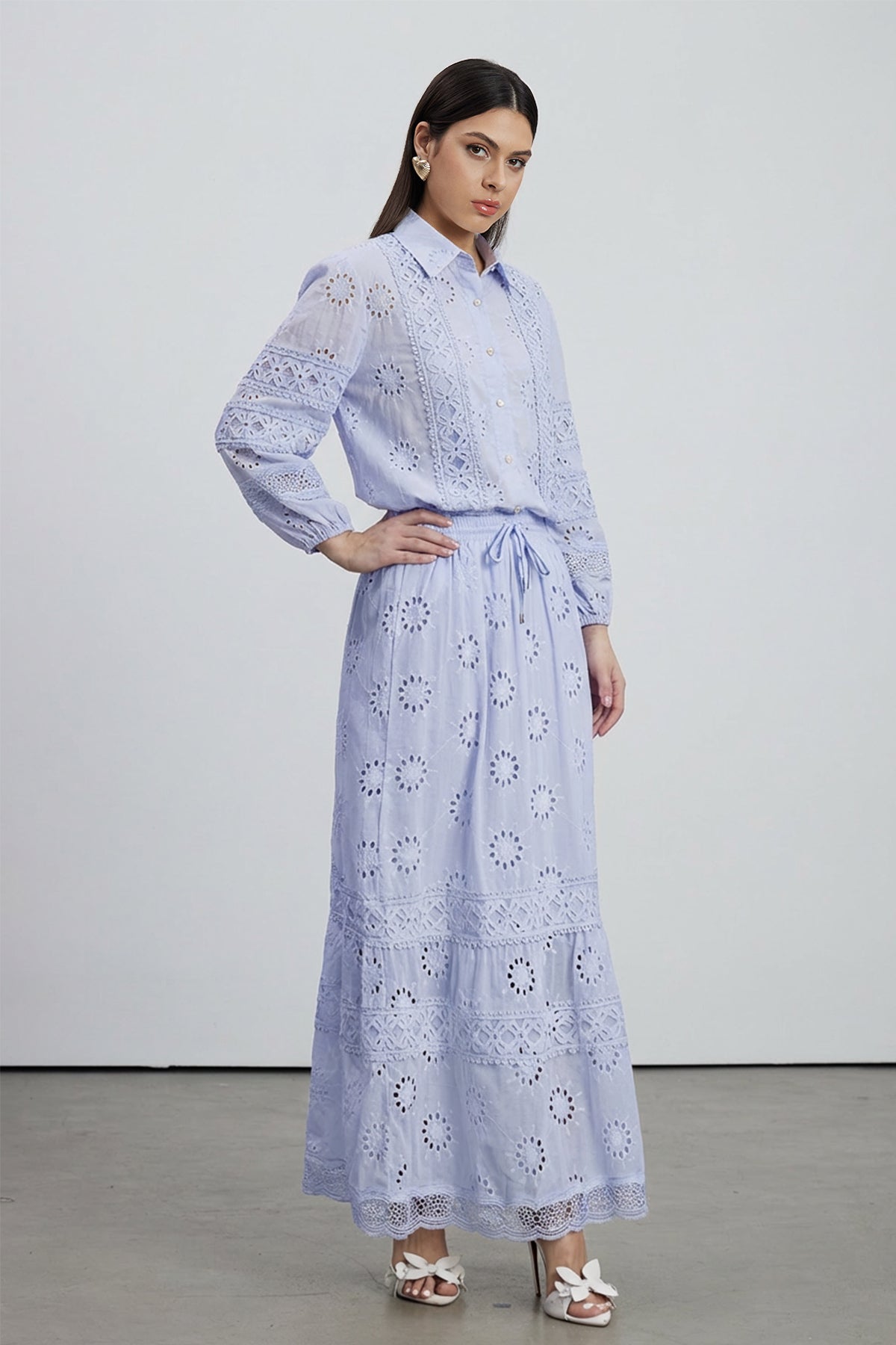 Beautifully Finished Garment in a Timeless Design