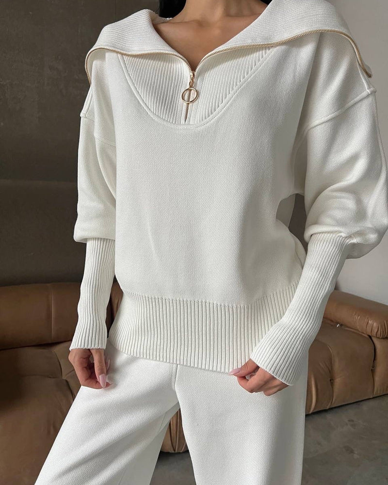 Effortlessly Elegant Garment with a Timeless Design