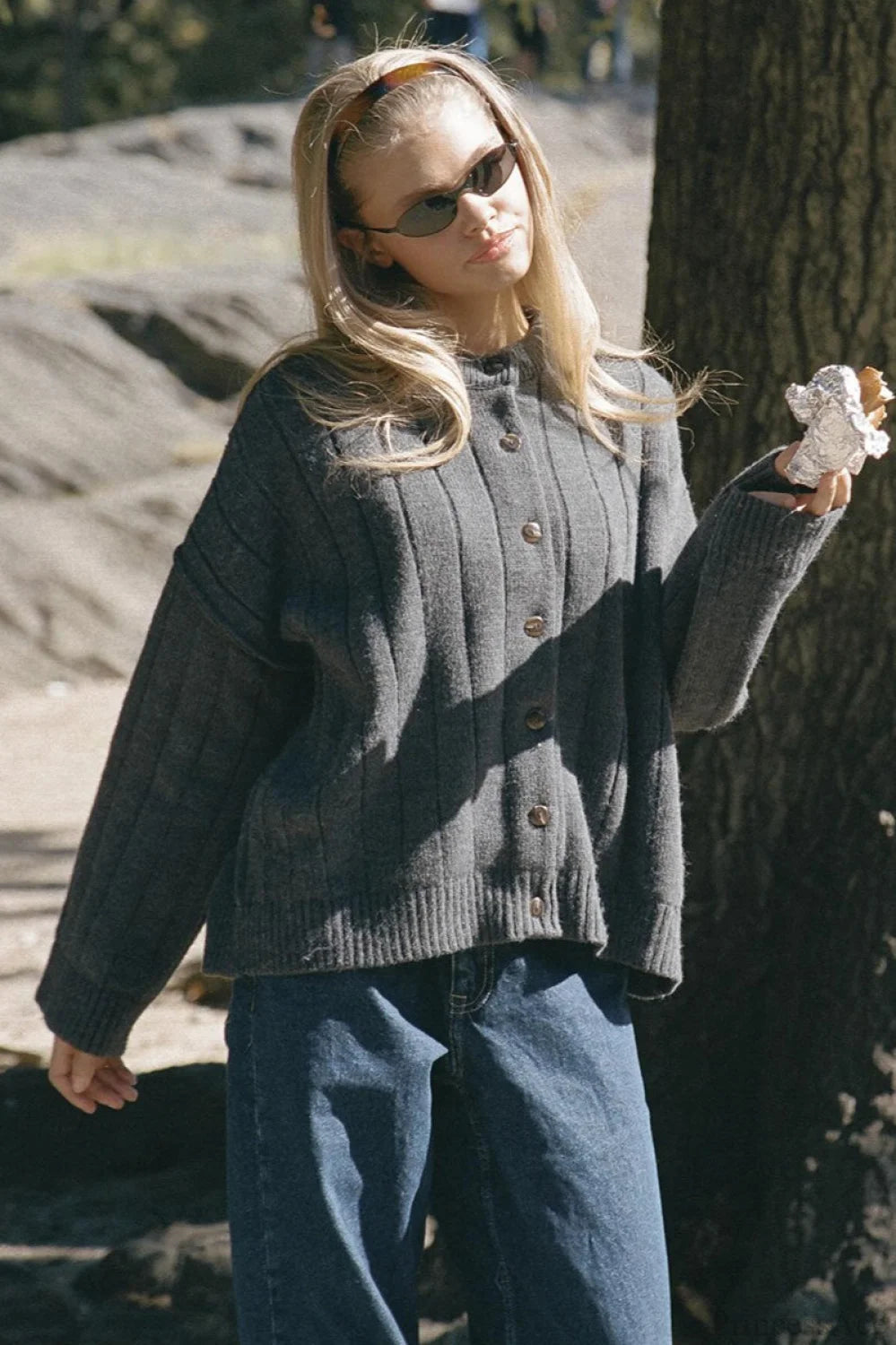 Gracefully Styled Cardigan for Any Occasion