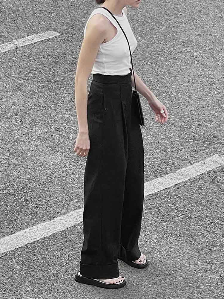 Beautifully Crafted Pants in a Classic Style