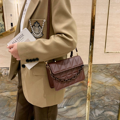 Beautifully Crafted Bag in a Classic Style