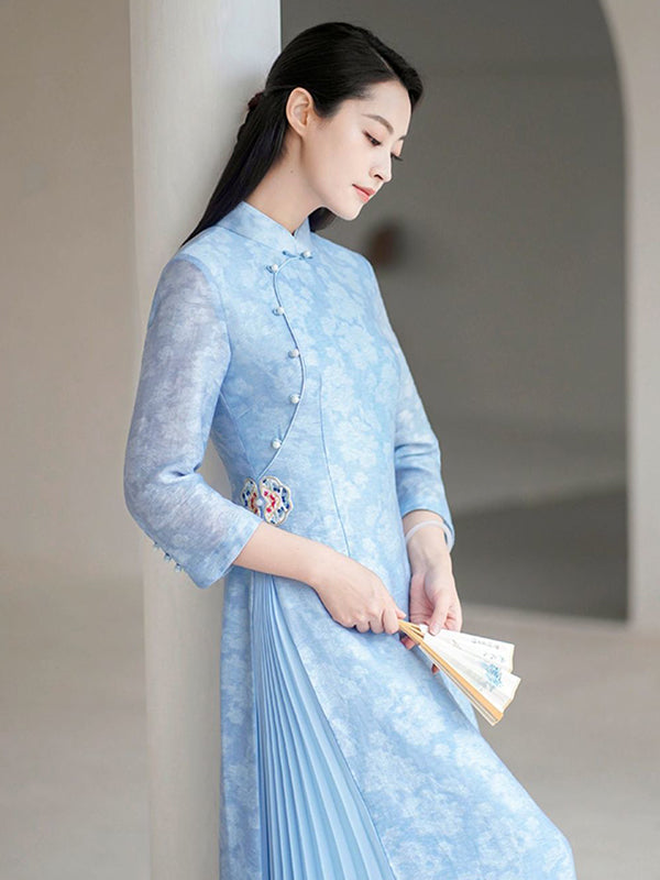 A Vintage Style Garment with Delicate Timeless Details