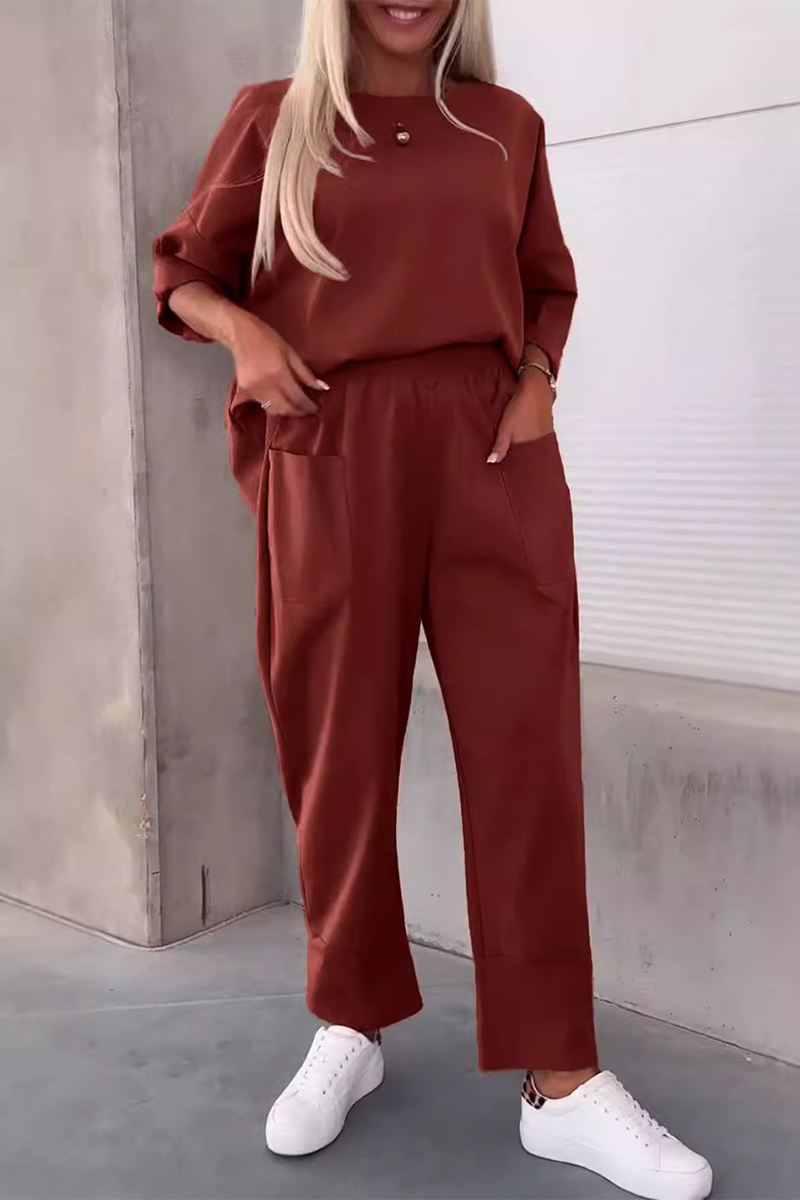 Effortlessly Elegant Garment with a Timeless Design