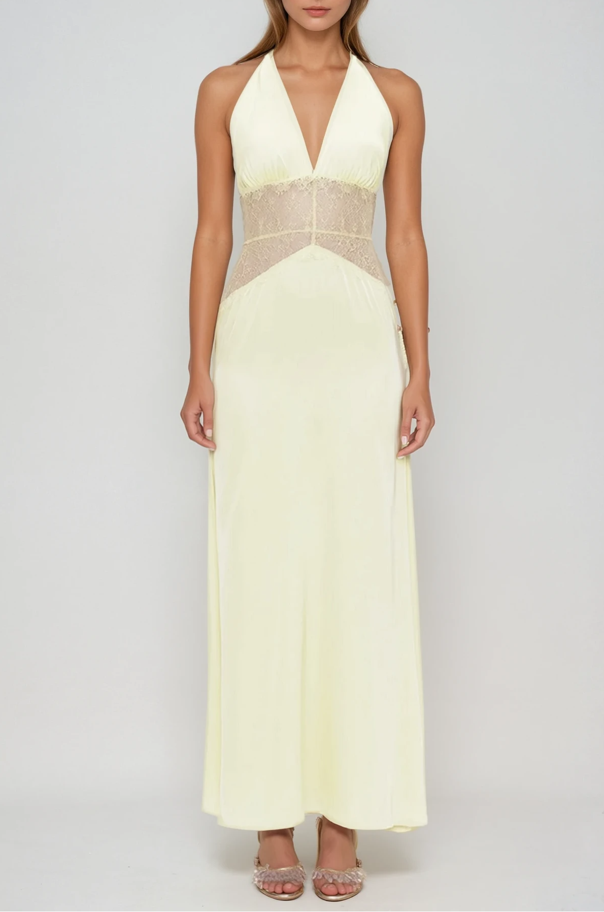 Gracefully Styled Dress for Any Occasion