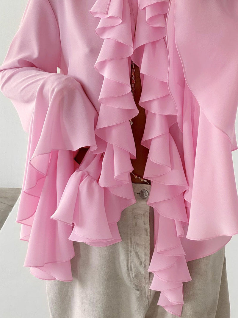 Effortlessly Elegant Blouse with a Timeless Design