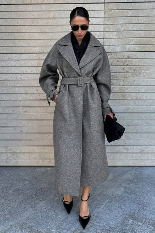 Classic Vintage & Enduringly Stylish Coat