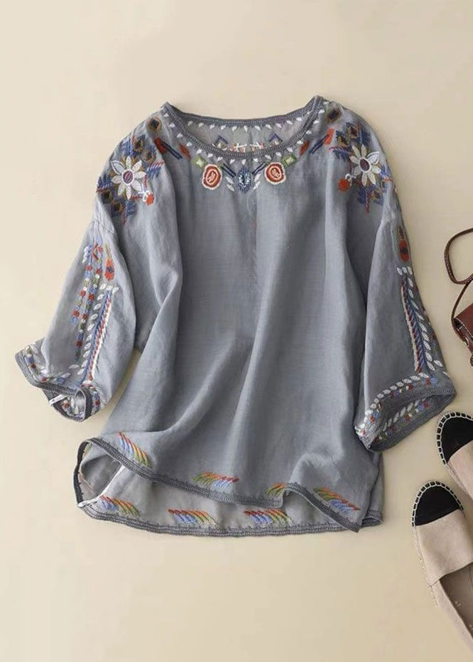 Effortlessly Elegant Shirt with a Timeless Design