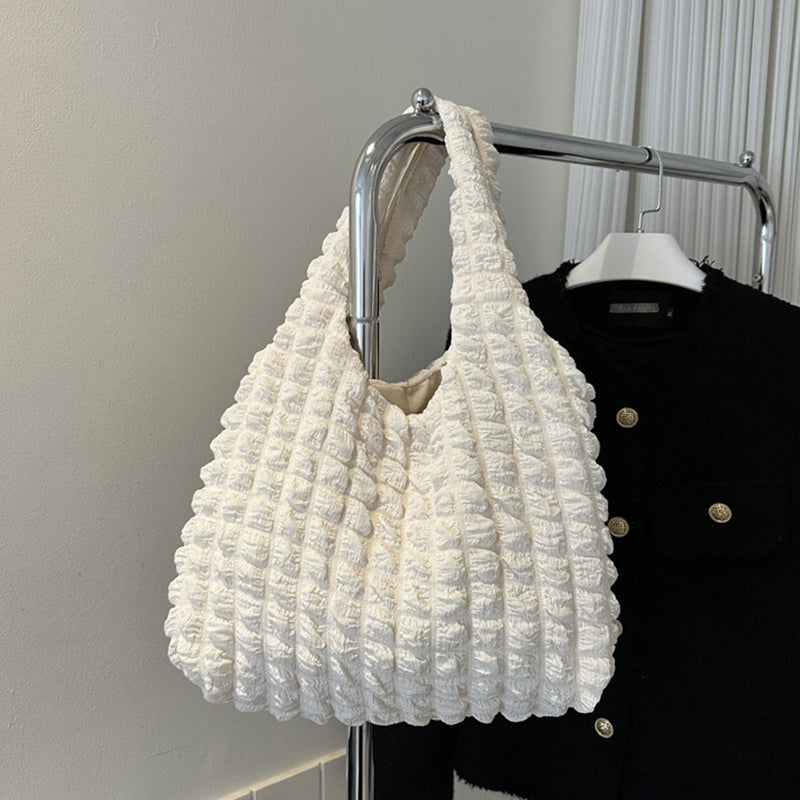 Sophisticated Bag with a Clean Classic Look