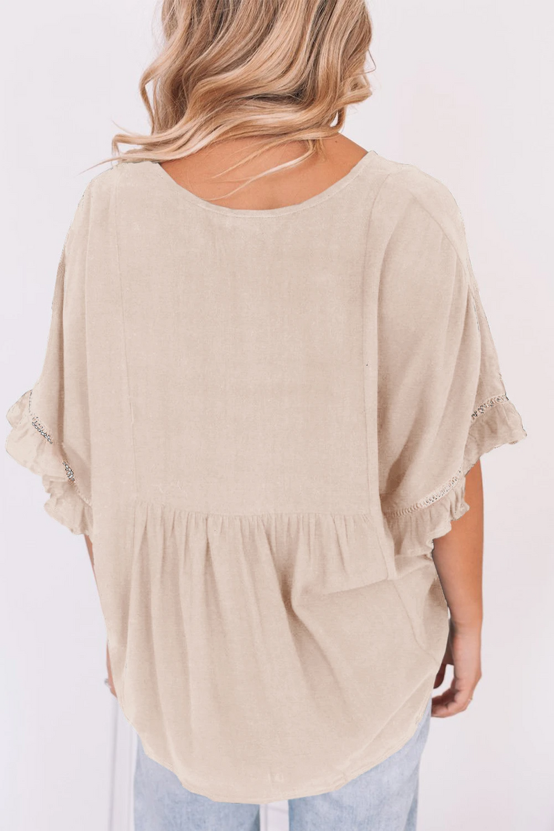 Effortlessly Elegant Blouse with a Timeless Design