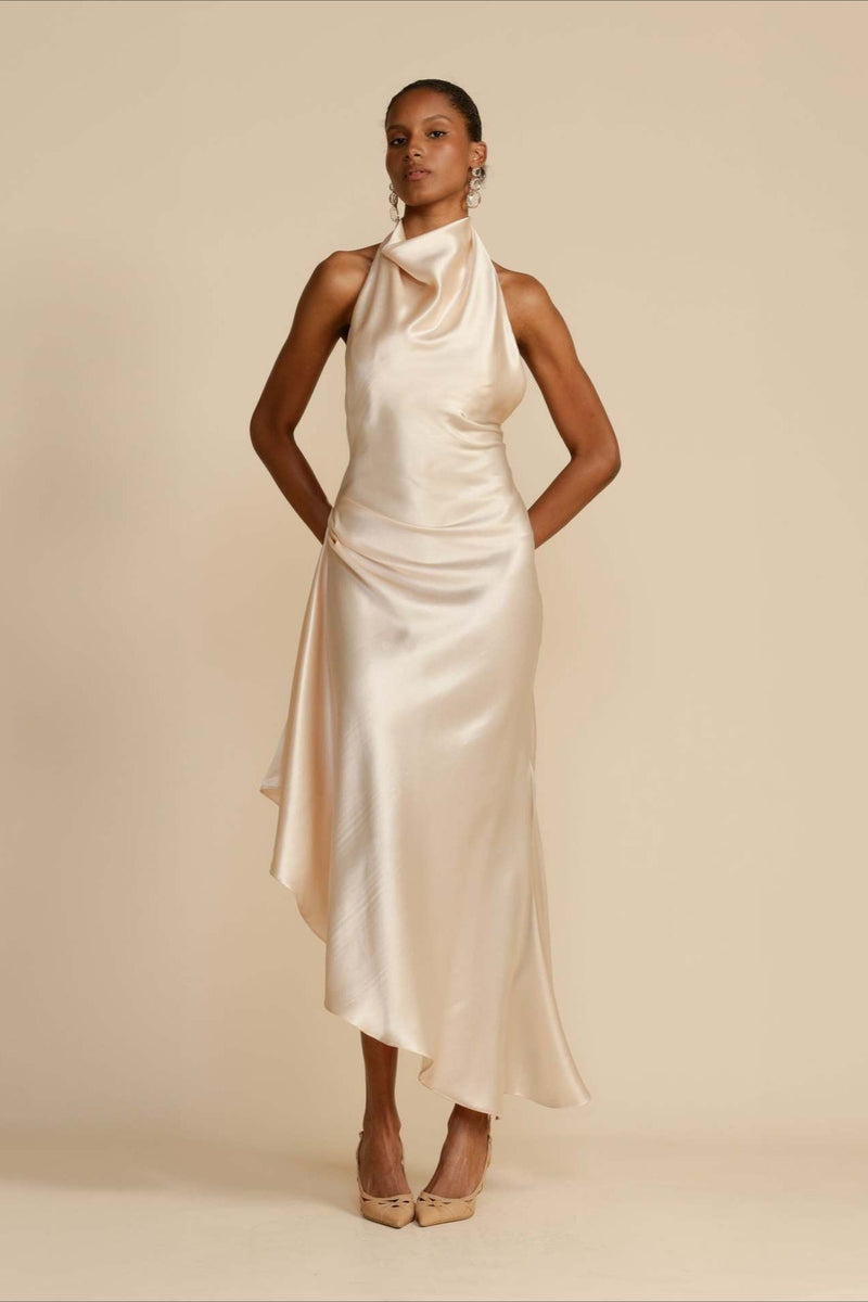 Polished Dress with an Effortless Classic Look