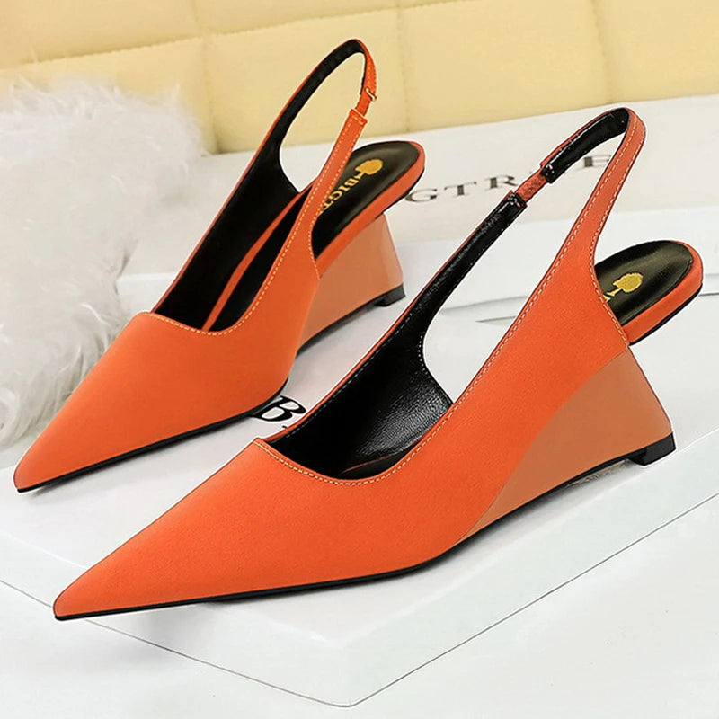 A Vintage Style Heels with Delicate Timeless Details