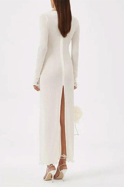 Effortlessly Elegant Dress with a Timeless Design