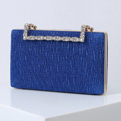 Classic Vintage Bag with a Flattering Fit
