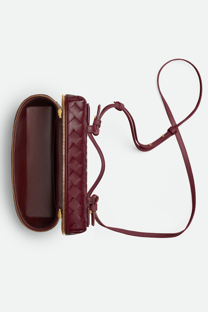 Gracefully Styled Bag for Any Occasion