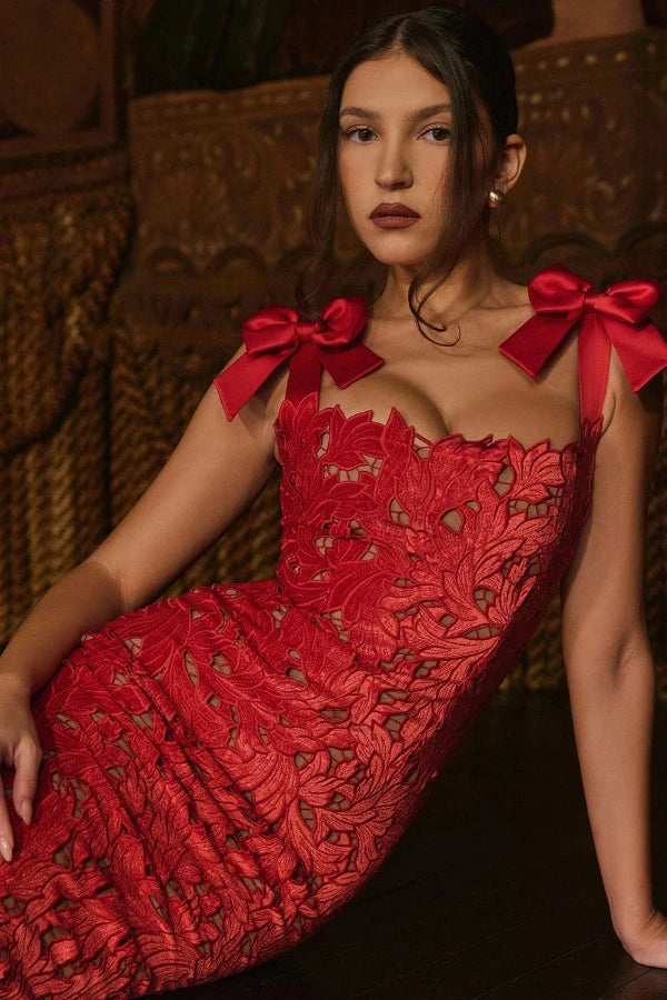 Classic Vintage & Enduringly Stylish Dress
