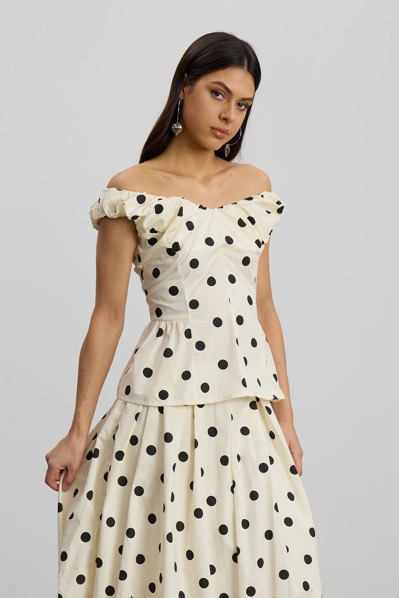 A Vintage Style Top with Delicate Timeless Details