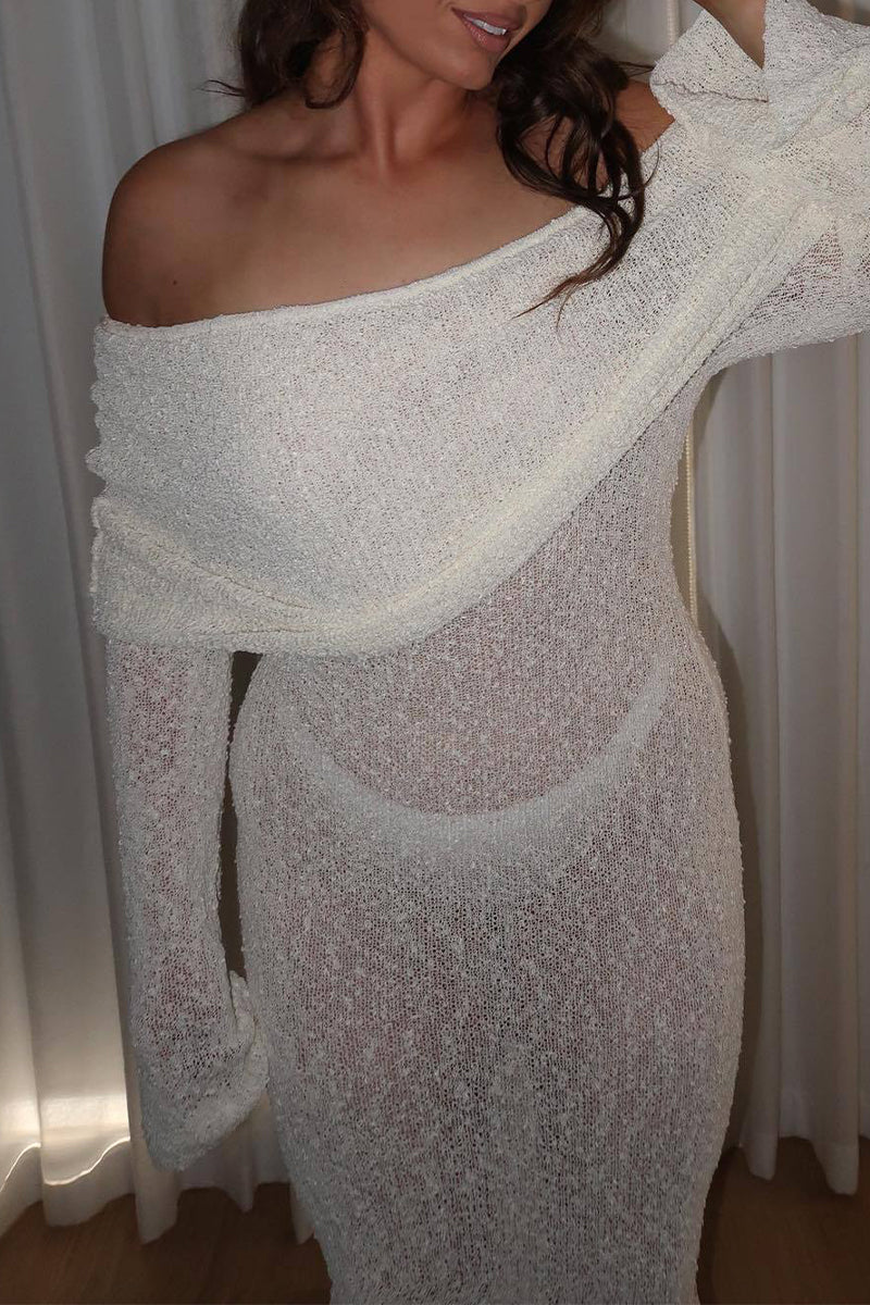 Gracefully Styled Garment for Any Occasion