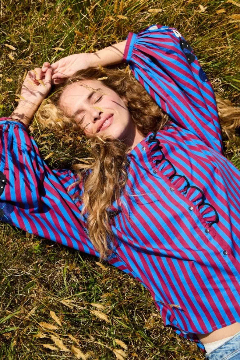 Beautifully Finished Blouse in a Timeless Design