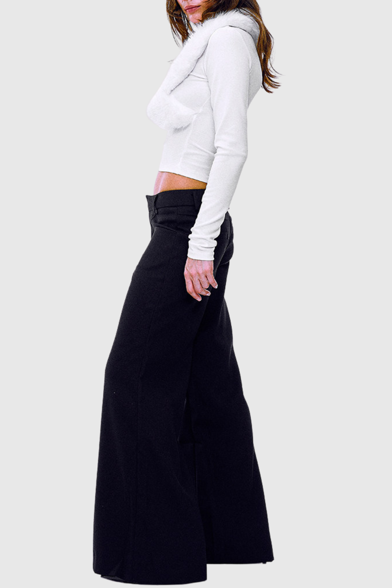 Effortlessly Elegant Top with a Timeless Design