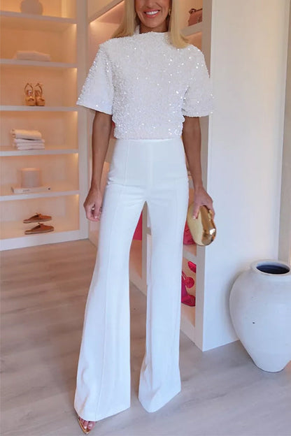 Well Tailored Top with a Graceful Silhouette