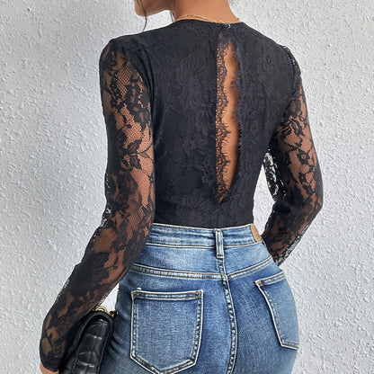Effortlessly Elegant Garment with a Timeless Design