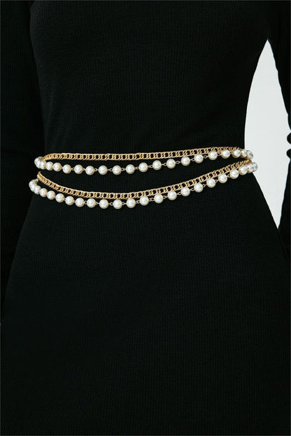 Sophisticated Garment with a Clean Classic Look