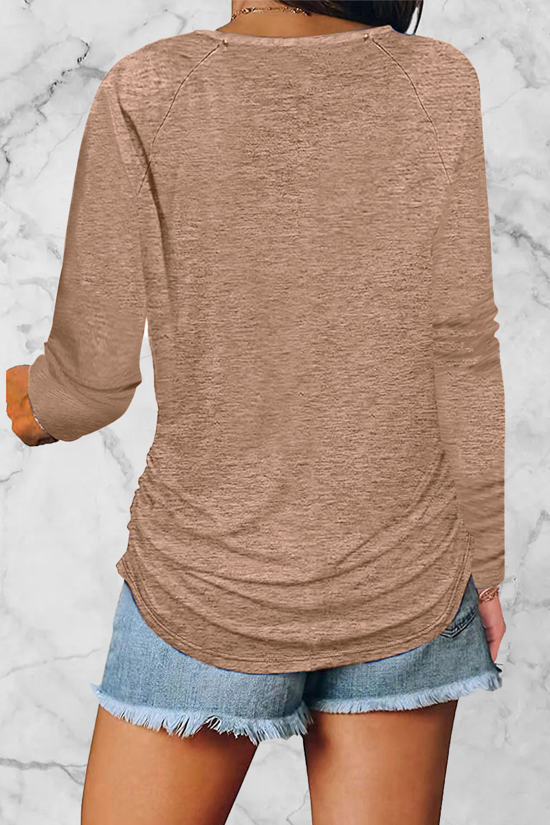 Effortlessly Elegant Top with a Timeless Design