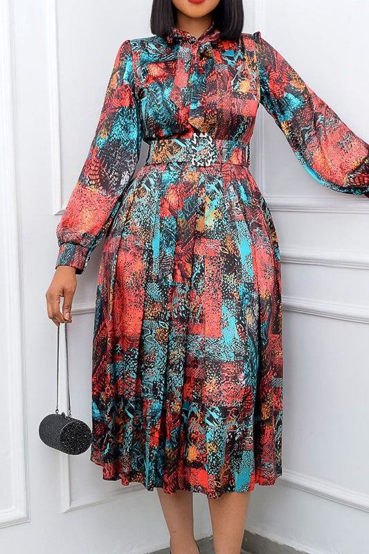 Well Tailored Dress with a Graceful Silhouette