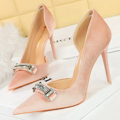 Elegantly Styled Heels for Everyday Wear