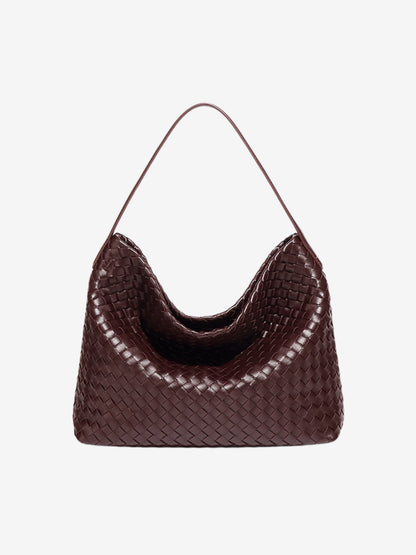 Beautifully Finished Bag in a Timeless Design
