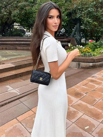 Classic Vintage & Enduringly Stylish Dress