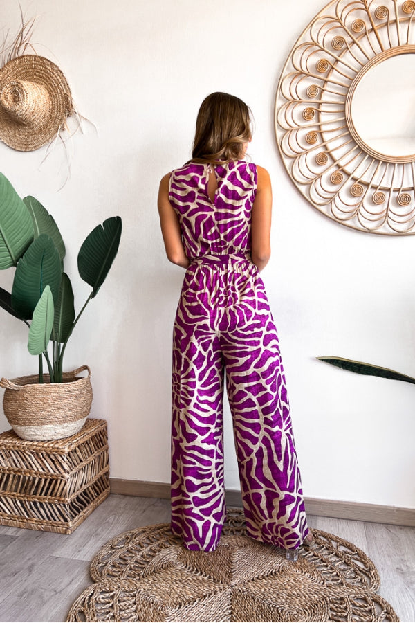 Beautifully Crafted Garment in a Classic Style