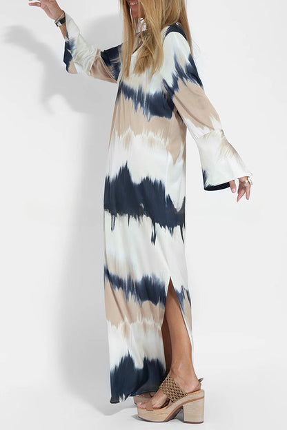 Well Tailored Pullover with a Graceful Silhouette