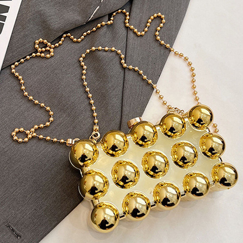 Polished Bag with an Effortless Classic Look