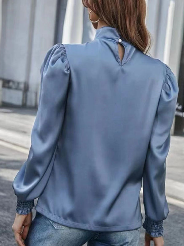 Sophisticated Blouse with a Clean Classic Look