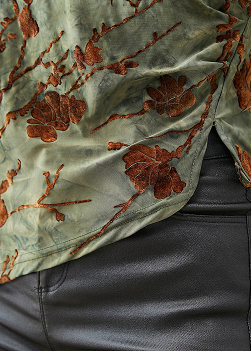 Elegantly Styled Blouse for Everyday Wear