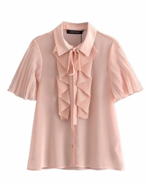 Beautifully Crafted Blouse in a Classic Style