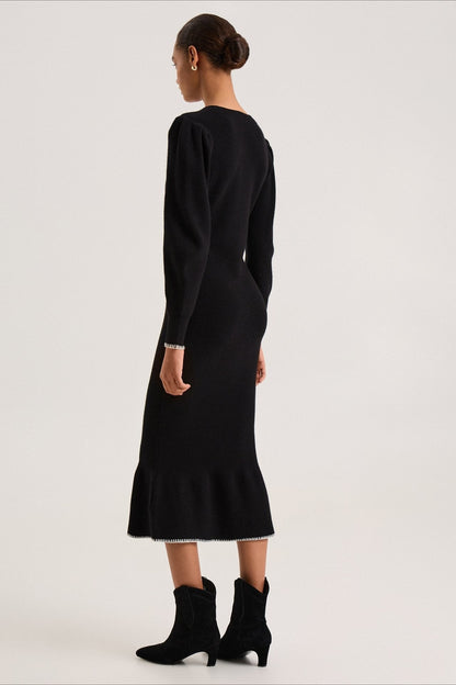 Beautifully Crafted Sweater in a Classic Style