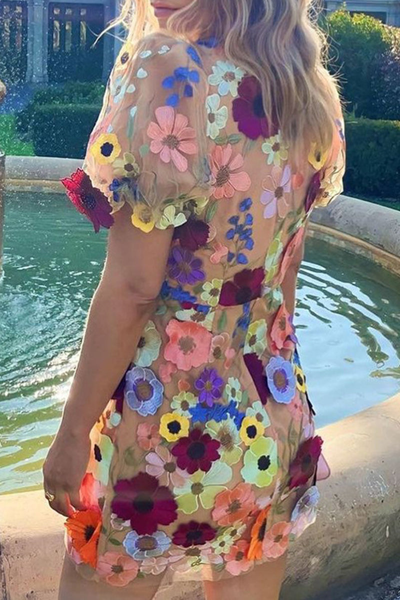 Beautifully Crafted Dress in a Classic Style