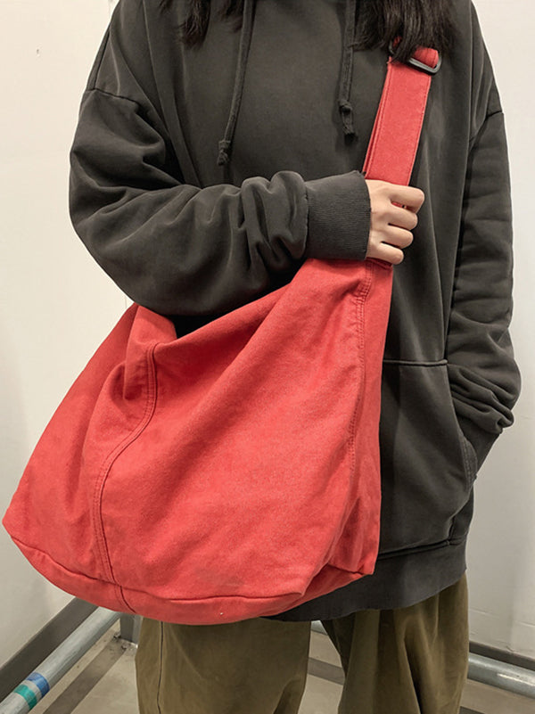 Classic Vintage Bag with a Flattering Fit