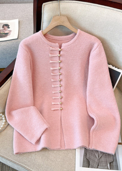 Beautifully Crafted Cardigan in a Classic Style