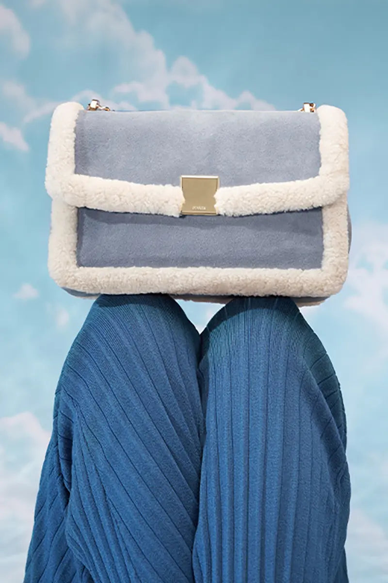 Sophisticated Bag with a Clean Classic Look