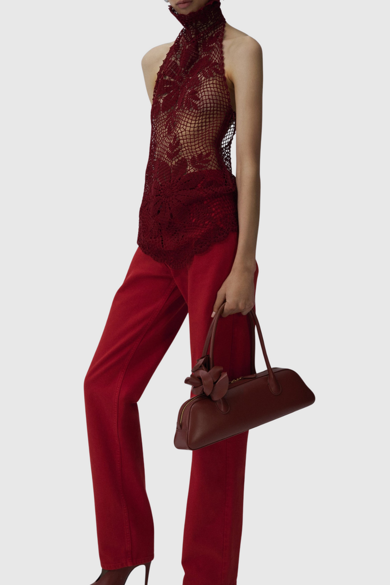 Effortlessly Elegant Top with a Timeless Design