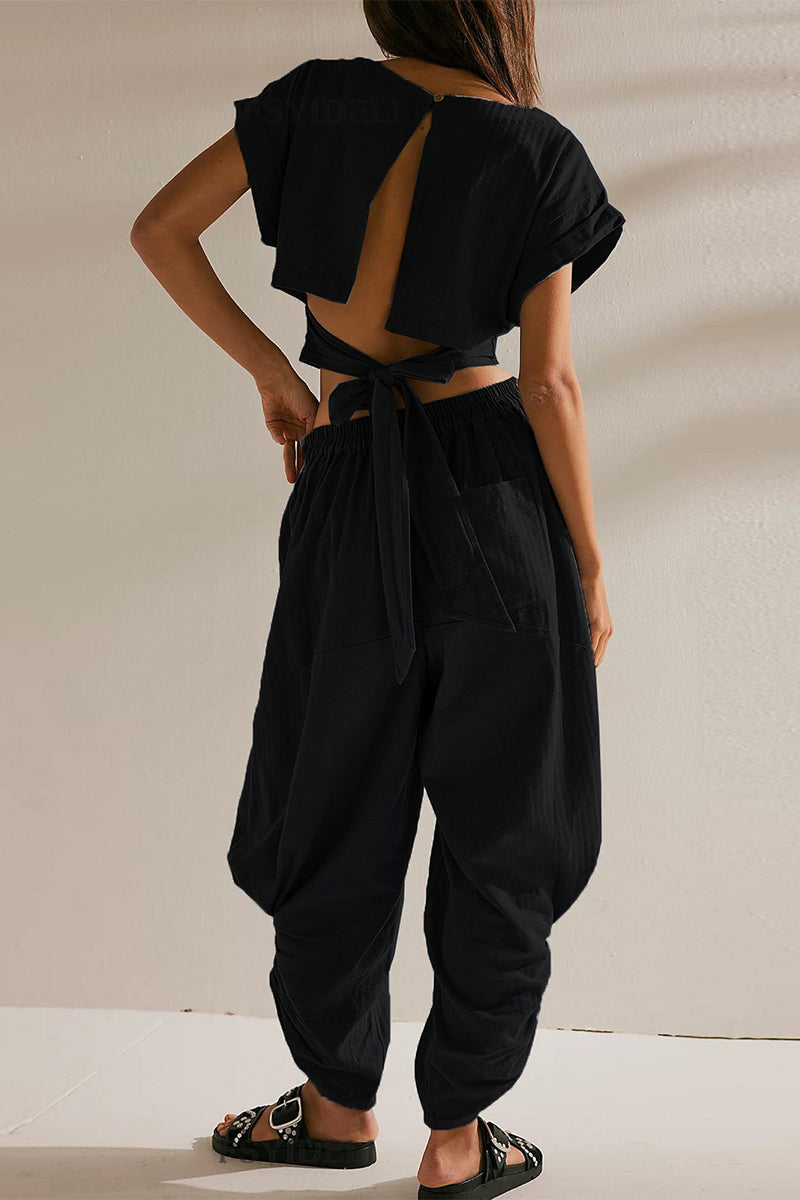 Effortlessly Elegant Garment with a Timeless Design