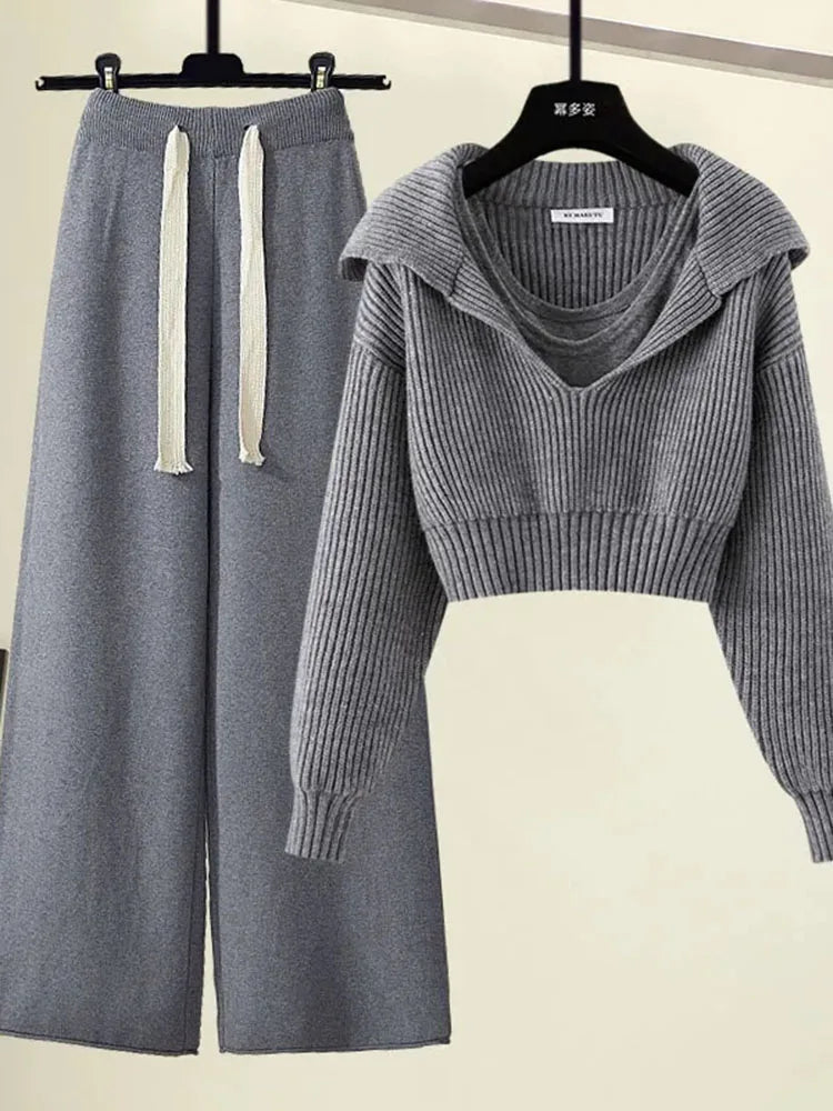 Effortlessly Elegant Garment with a Timeless Design
